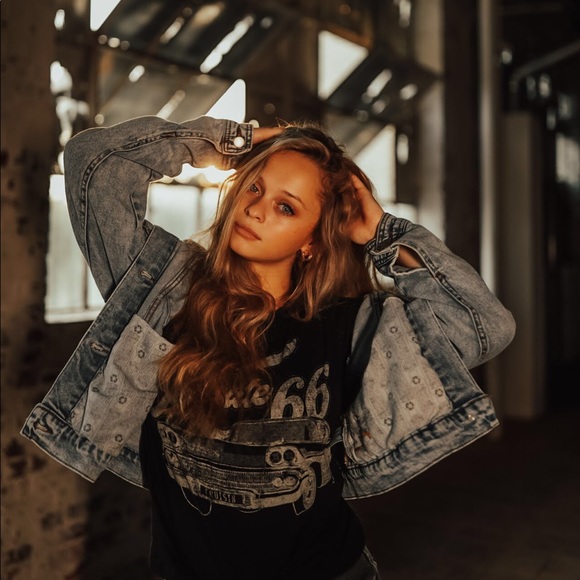 Meet your Posher, Riley - Picture 1 of 1